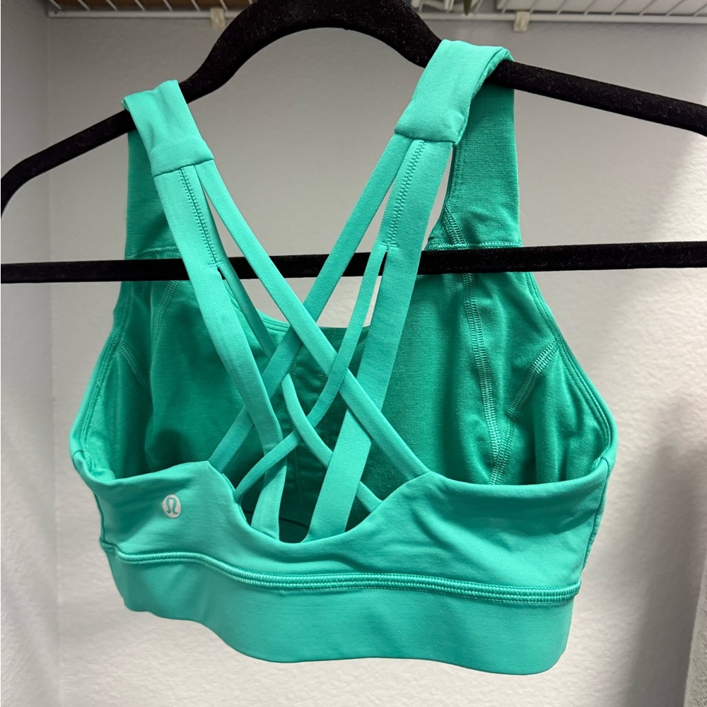 lululemon athletica Sports Bra and leggings set in maldives green